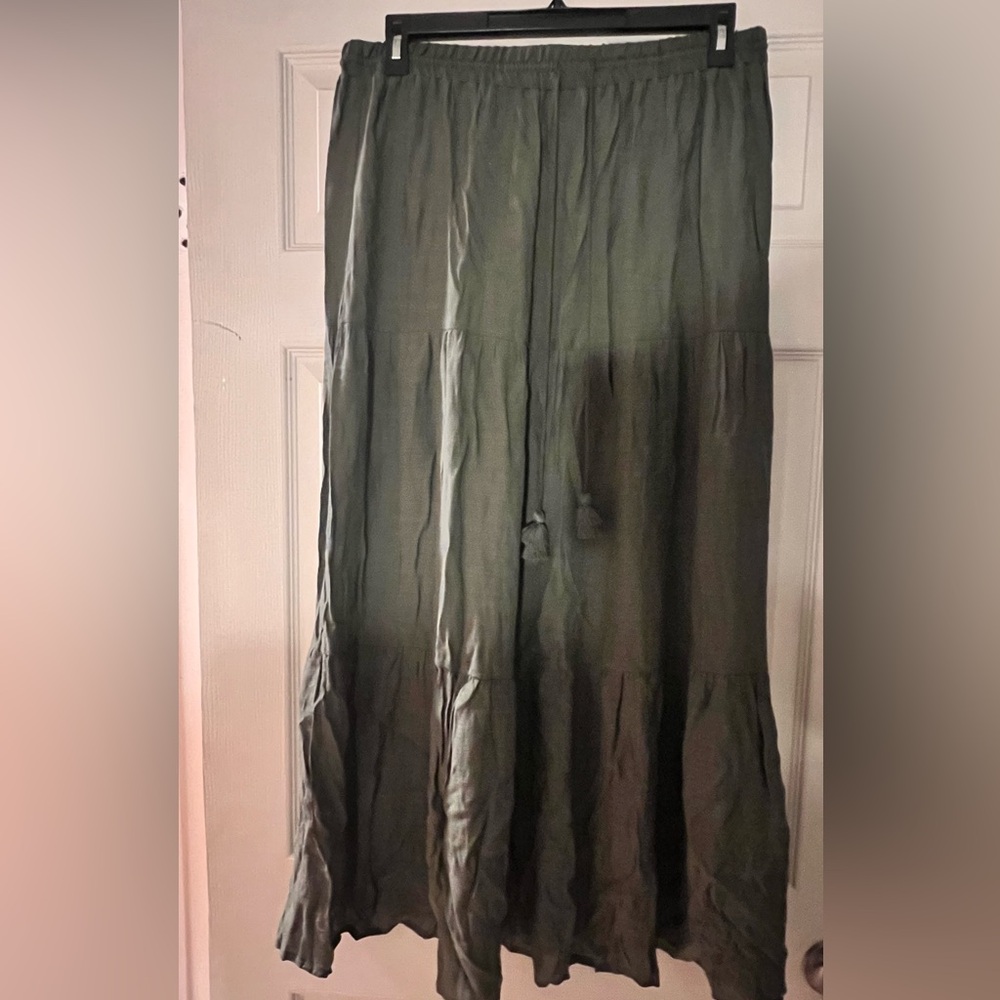 H&M Dark Green Maxi Skirt